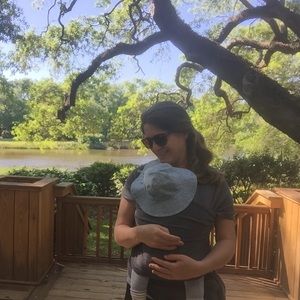 Meet your Posher, Robyn